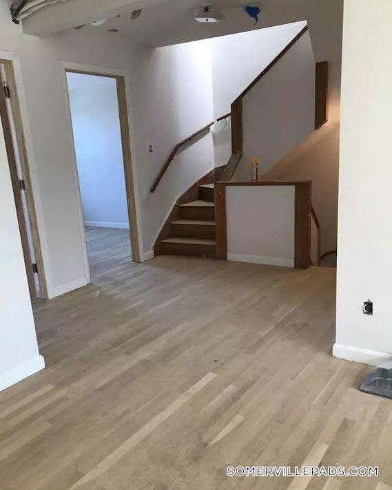 Photo - 160 Broadway Unit 3