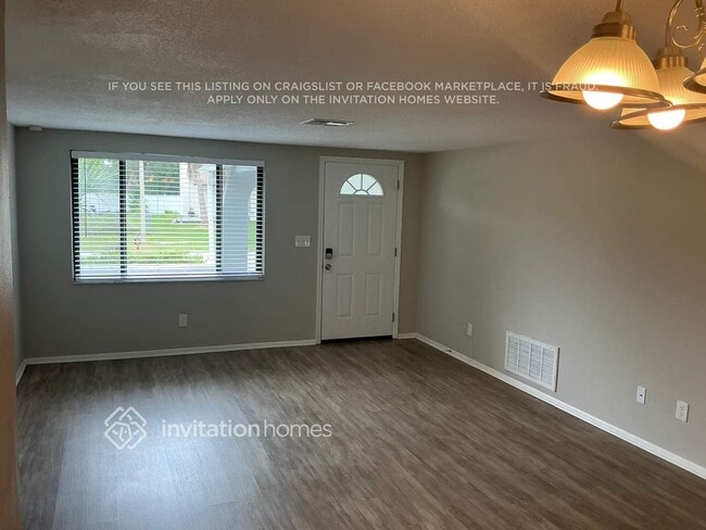 Photo - 16033 Villa Dr