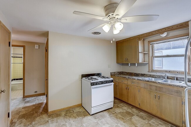 Photo - 4670-4672 North 45th Street Apartment Unit 4670 - Upper
