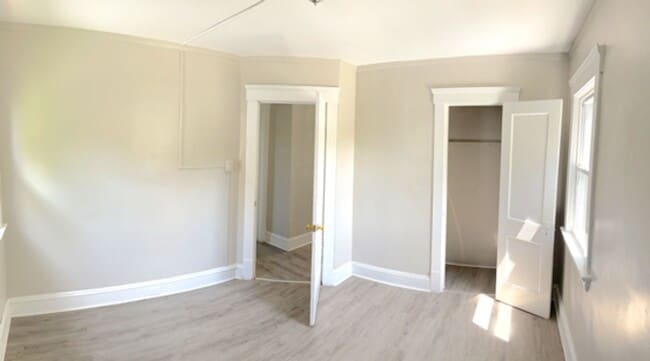 Photo - Nice 3 Bedroom, 1 Bathroom Home – Available Now