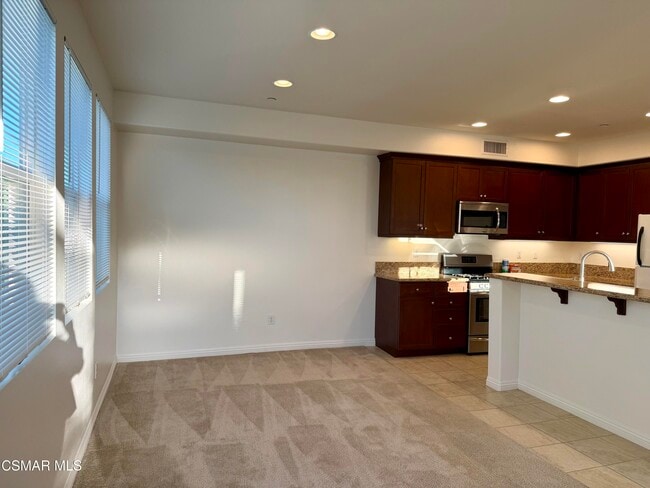 Photo - 62 Secret Hollow Ln