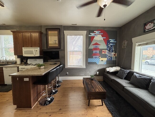 Photo - 608 Park St.