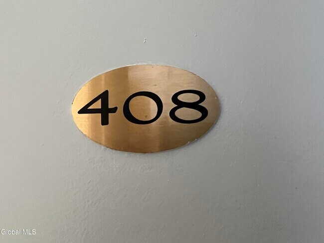 Photo - 5 Broadway Unidad 408