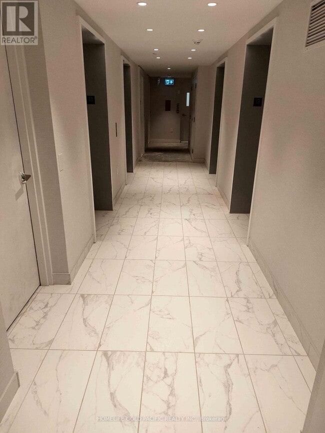 Photo - 230 Simcoe St Unit #1333