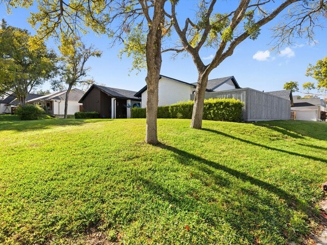 Photo - 16825 Park Hill Dr