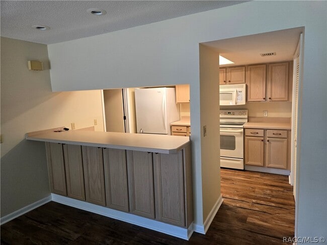 Photo - 79 Chinaberry Cir