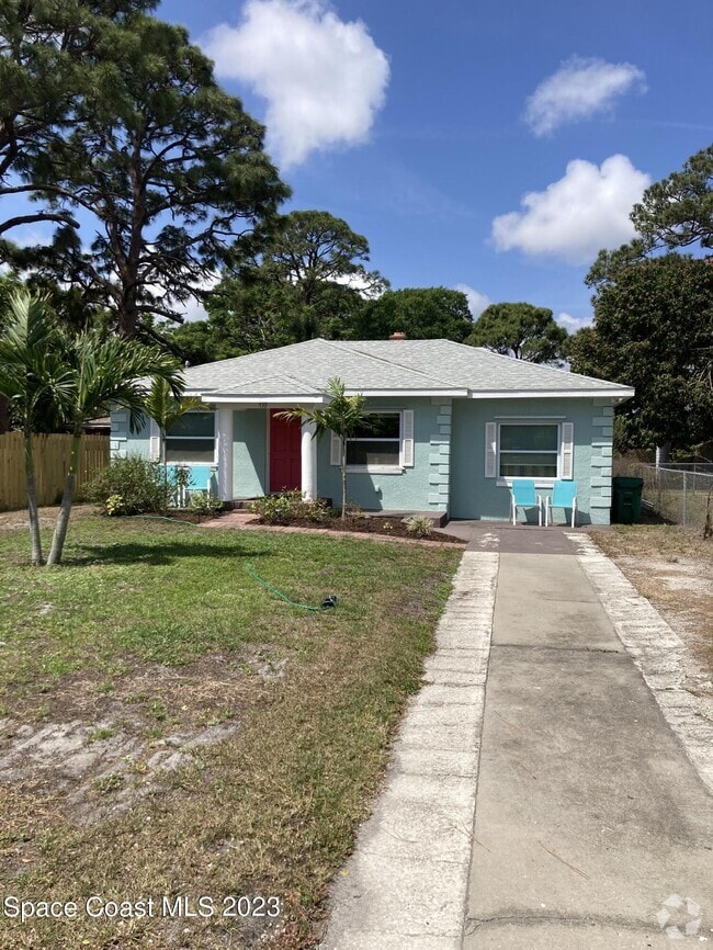 Building Photo - 933 S Tropical Trail Rental