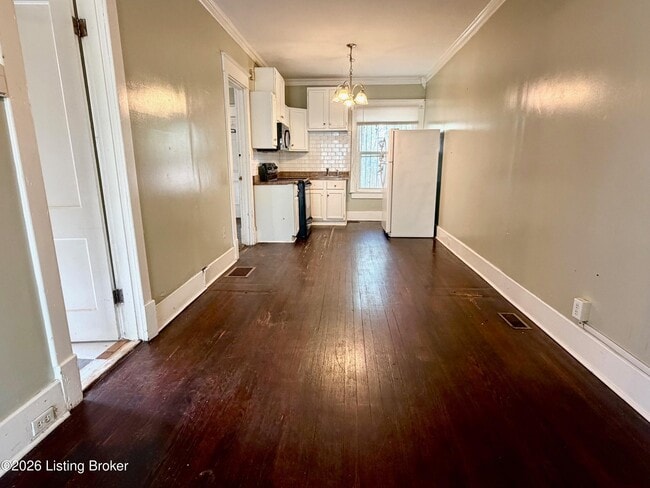 Photo - 1768 W Hill St