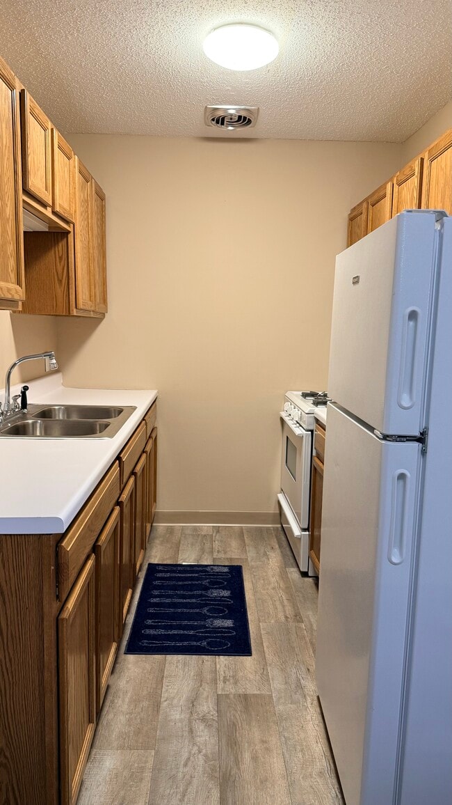 The Pointe on Fleur Apartments