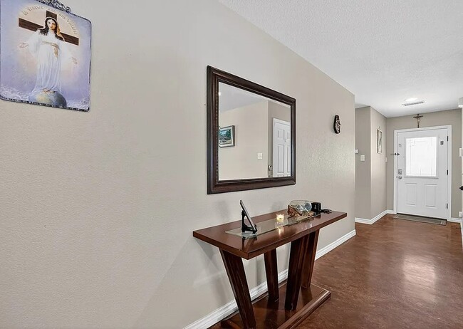 Photo - Comfy 4-Bed Midland Home with all appliances, backyard, attached garage, 6 min to grocery store