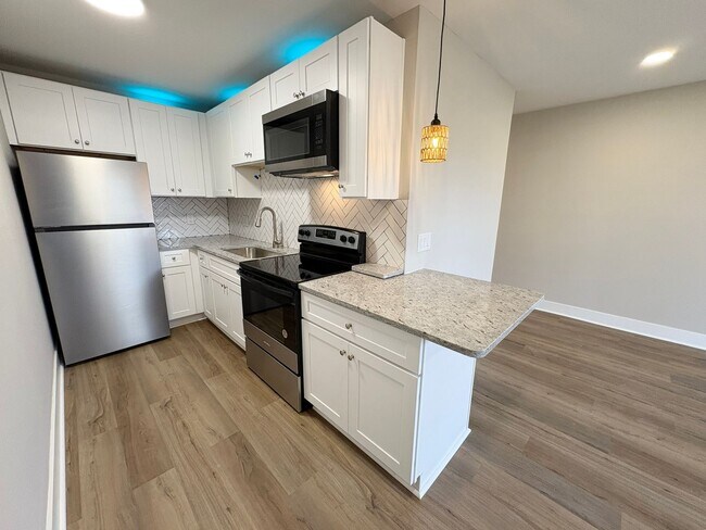 Lakeside Studio Apartments