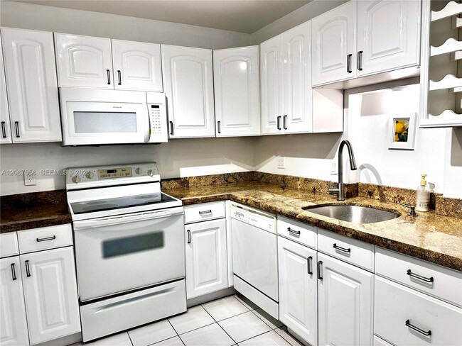 Photo - 400 Kings Point Dr Unit 714