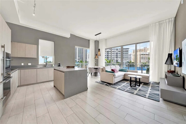 Photo - 4010 S Ocean Dr Unidad ID1343386P