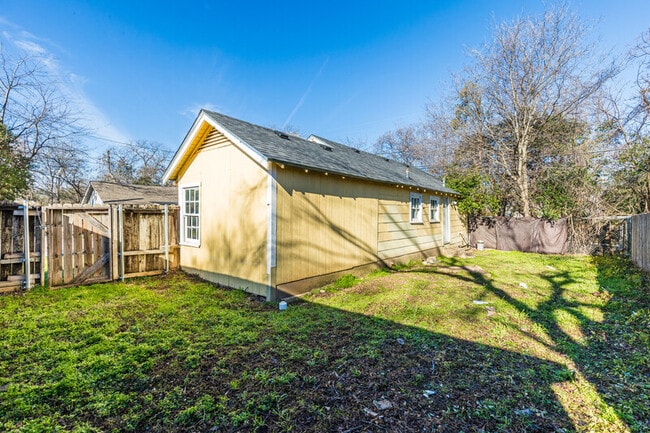 Photo - 1805 N 23rd St