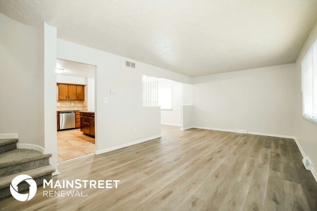 Photo - 1668 Kildare Pl