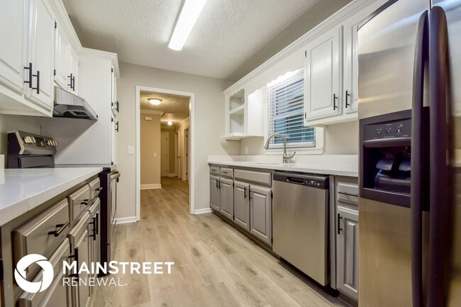 Photo - 120 Zion Wood Rd