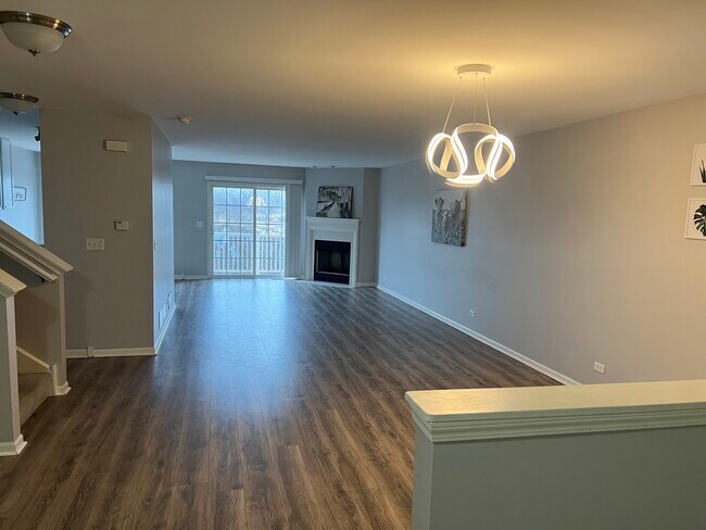 Photo - 228 W Fairview Way