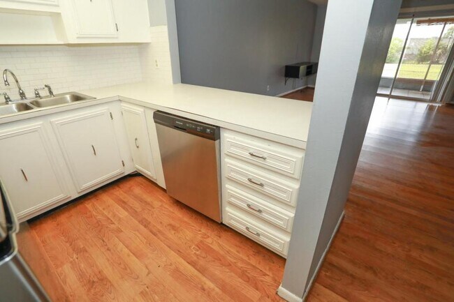 Photo - 3421 Tricon Lane Unit #11 Unit #11