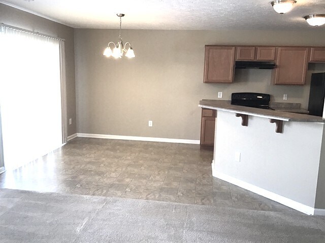 Photo - 8194 Oriole Point Dr