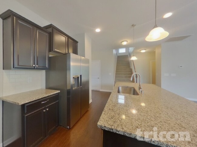 Photo - 1418 Kings Grove Dr