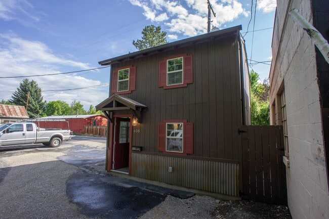 Photo - Downtown Tiny House