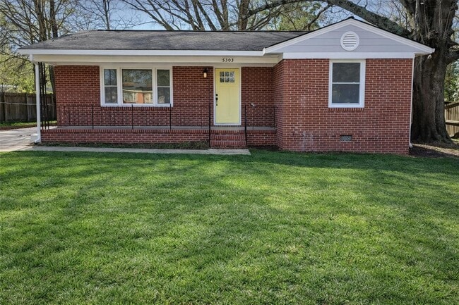 Building Photo - 5303 Birch Rd