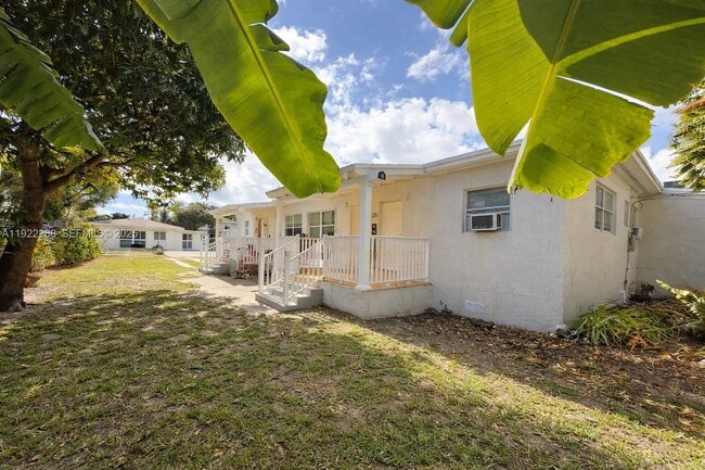 Photo - 1525 NE 110th Terrace Unit 1525