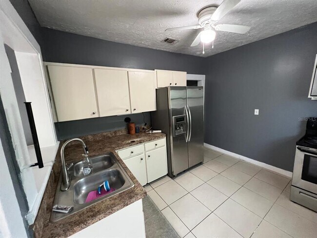Photo - 1708 E Nome St
