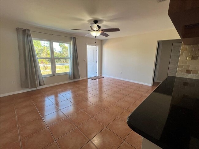 Photo - 456 Millport St NW