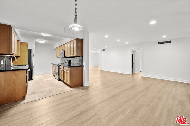 Photo - 262 N Crescent Dr Unidad 3A