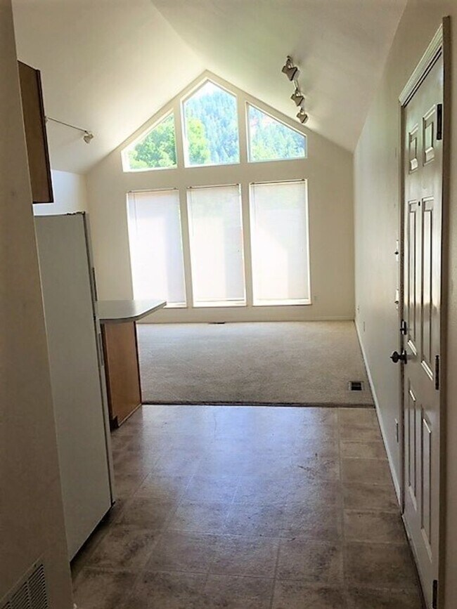 Photo - 13TH STREET DUPLEX (RPM#8)