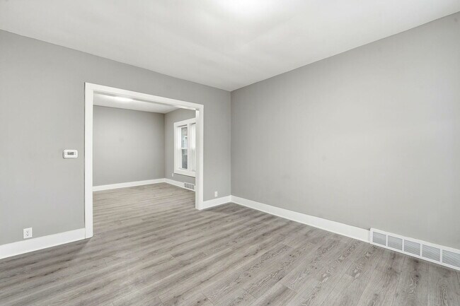 Photo - 1217 N Harding Ave Unit 1