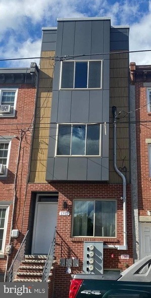 Photo - 1752 N Marshall St Condo Unit 2