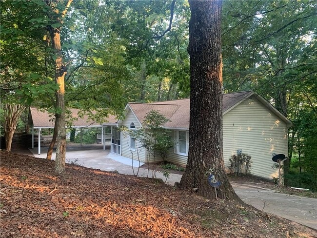Building Photo - 2429 Thompson Mill Rd Rental
