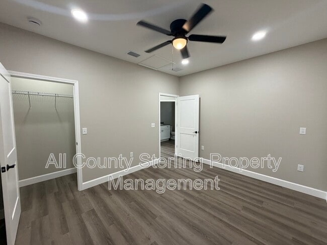Photo - 1418 SE Magnolia Loop Unit 101