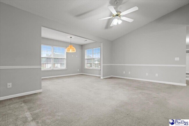 Photo - 529 3rd Loop Rd