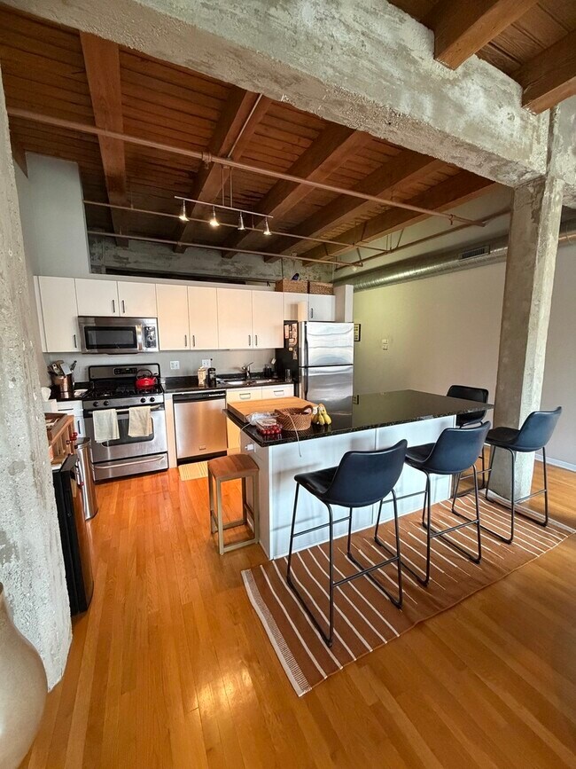 Photo - 333 S Desplaines St Unit 605