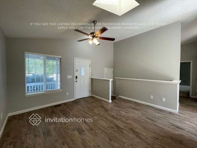 Photo - 6142 Oakwood Blvd