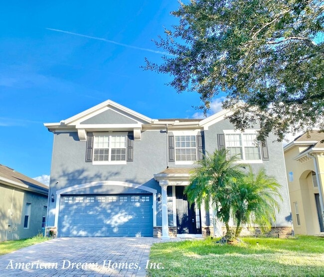 Building Photo - Beautiful Lake View Home!
