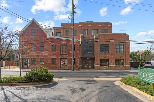 Building Photo - 310 Frederick St Unit 203 Rental