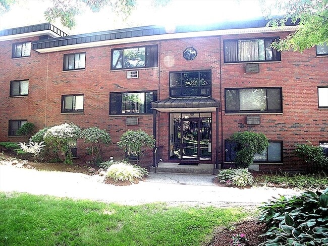 Photo - 1323 Worcester Rd Condo Unit E7