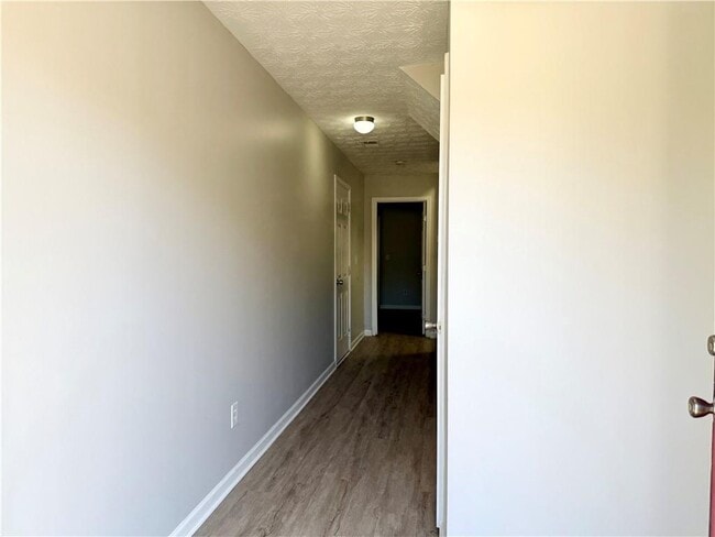 Photo - 1708 Redan E