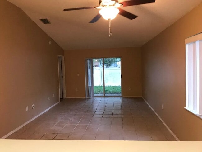 Photo - 403 Abigail Rd