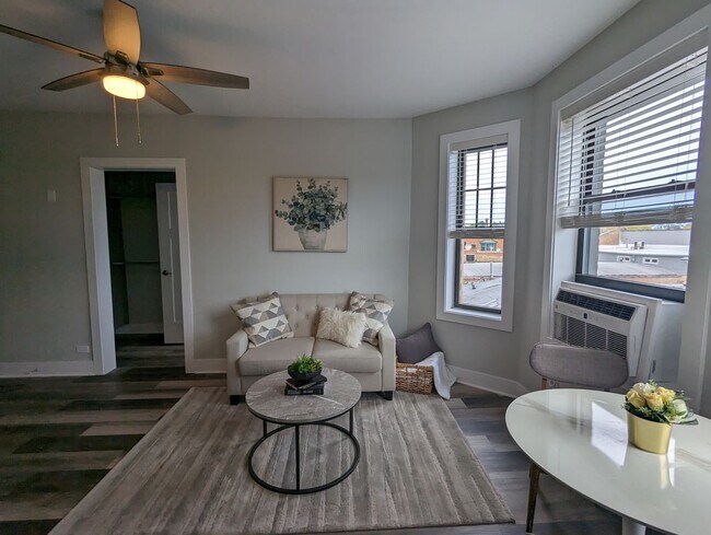 373 Hazel Ave Unit B9