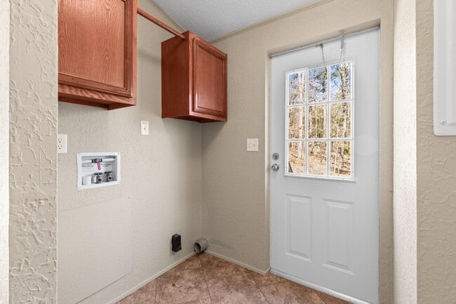 Photo - 15705 Country Way