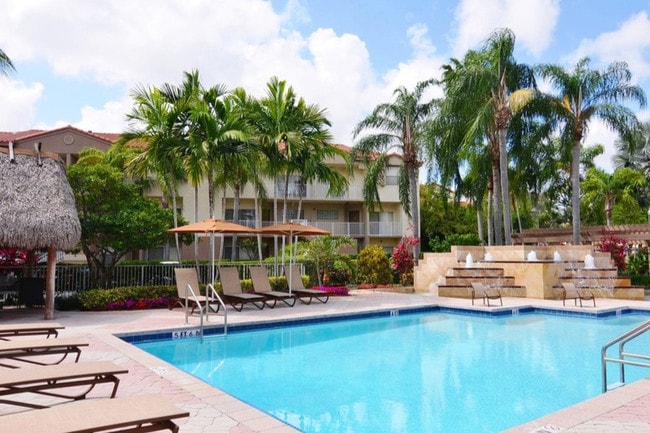 Photo - Waterford Point Apartments