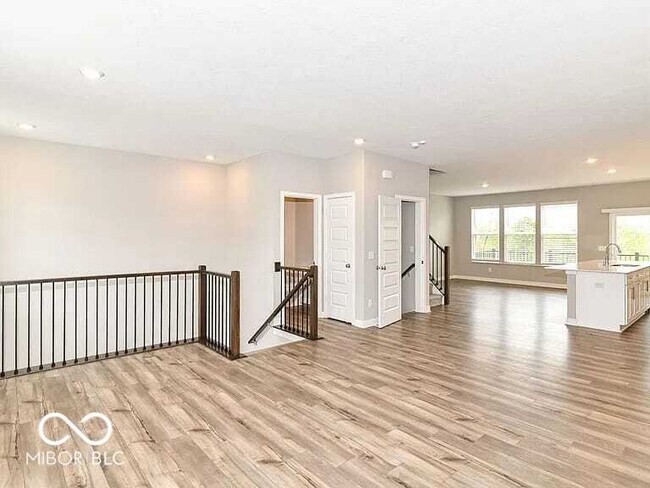 Photo - 6886 Sunstone Pl