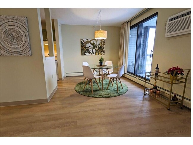 Photo - 6500 Woodlake Dr Unit 804