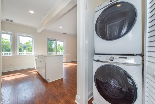 washer/dryer - 49 Greenwood Ave Apartments Unit 2