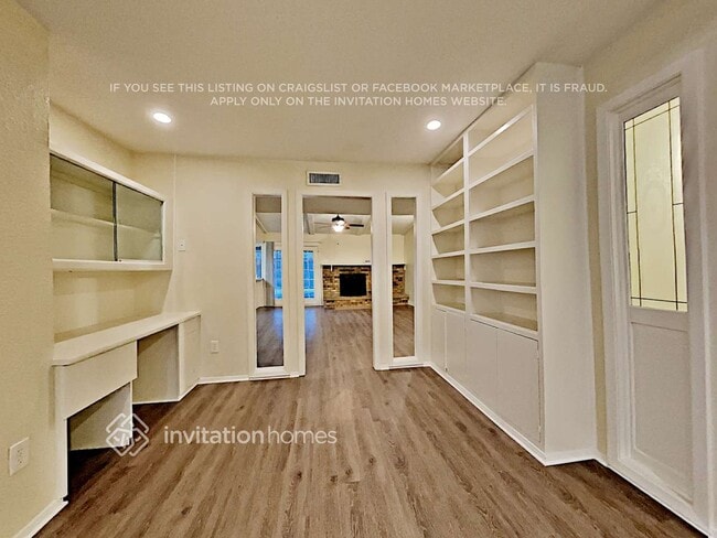 Photo - 6813 Curry Dr